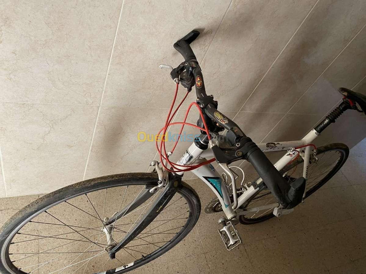 Vélo Peugeot bon état