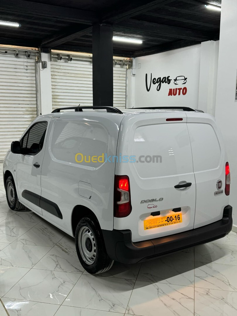 Fiat Doblo 2024 Italien