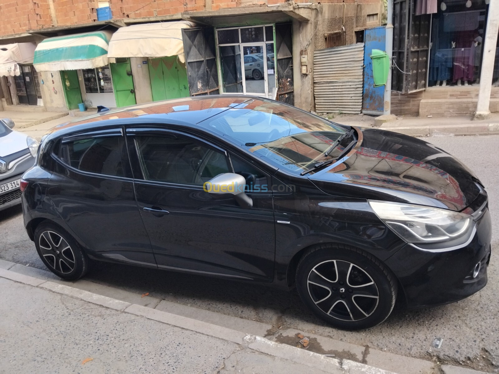 Renault Clio 4 2015 Limited 2