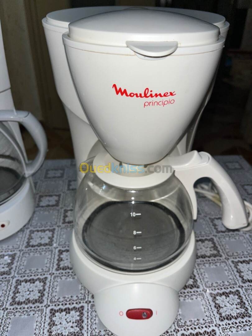 Cafetière BOSCH ET MOULINEX bon état 