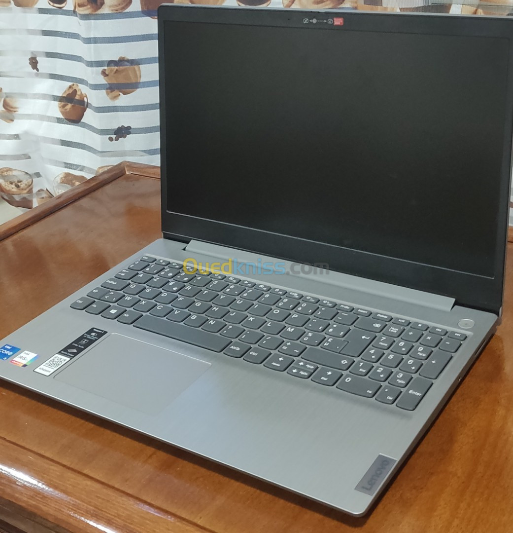 Pc portable lenovo / i5 11éme / 12Go / 512 SSD / 15.6"