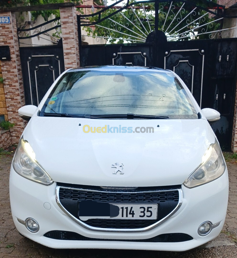 Peugeot 208 2014 Allure