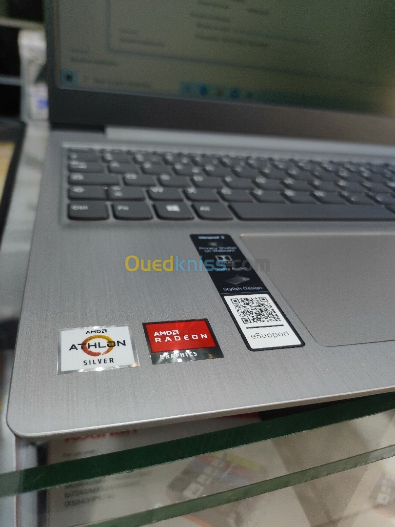 Lenovo ideapad 3 ATHLON silver 