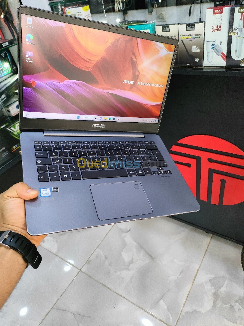 ASUS ZENBOOK 