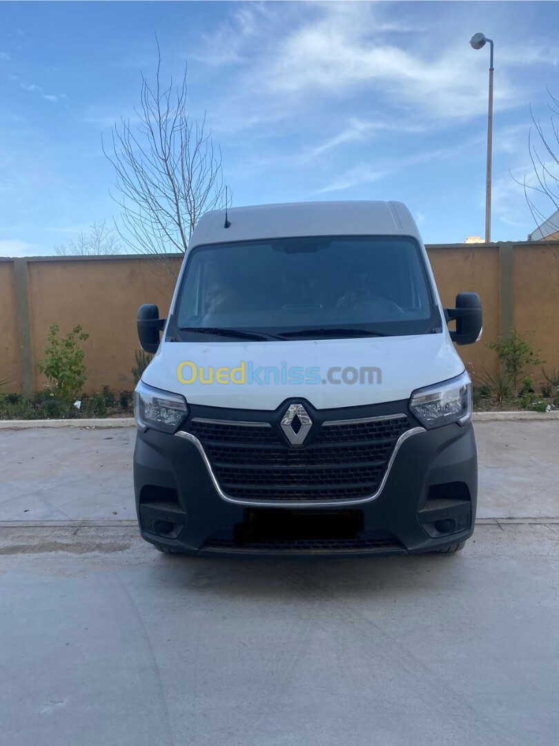 Renault Master 2023 