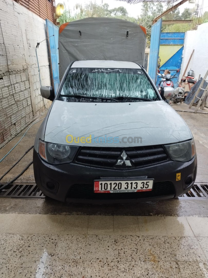 Mitsubishi L200 2013 L200