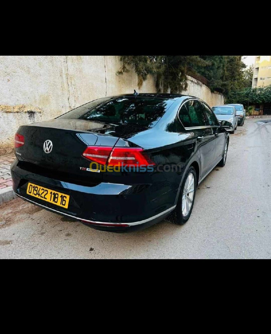 Volkswagen Passat 2018 Blou m