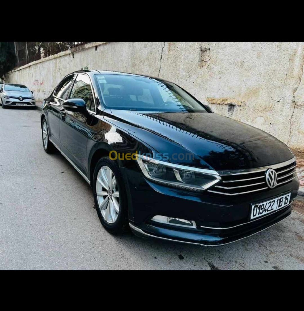 Volkswagen Passat 2018 Blou m