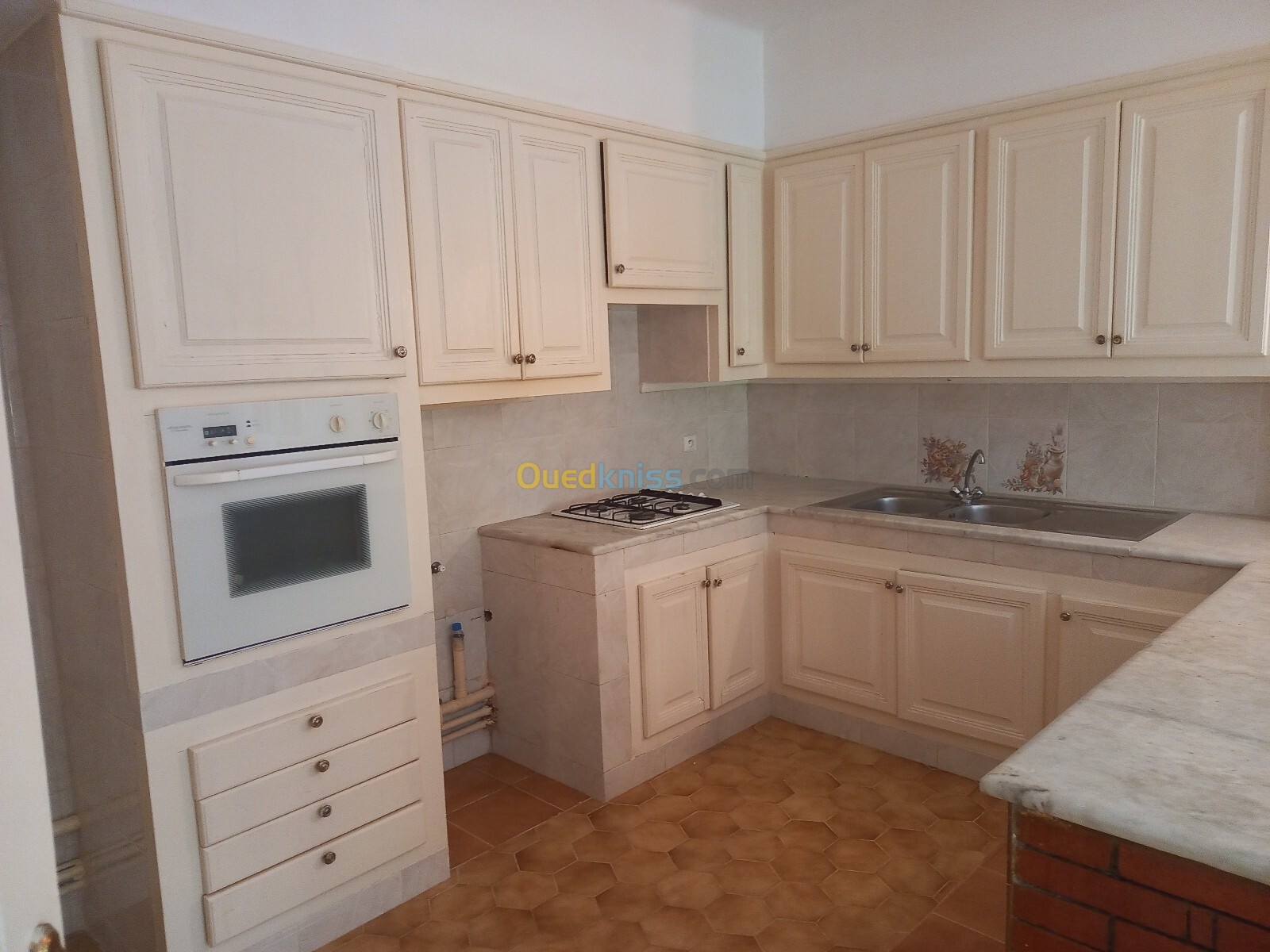 Location Appartement F3 Alger Bouzareah