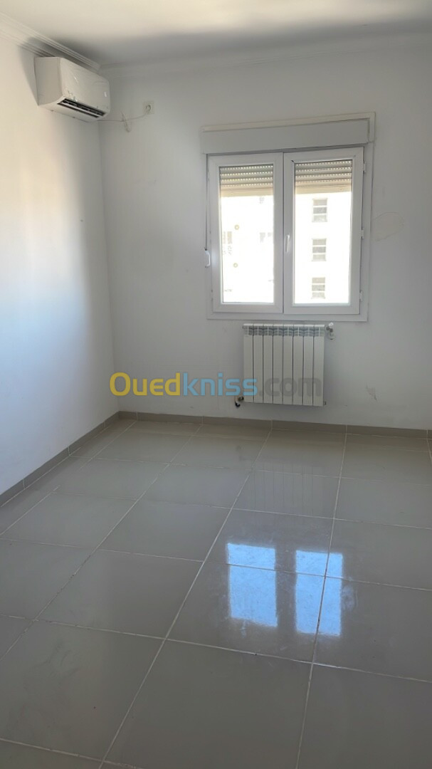 Location Appartement F5 Alger Kouba