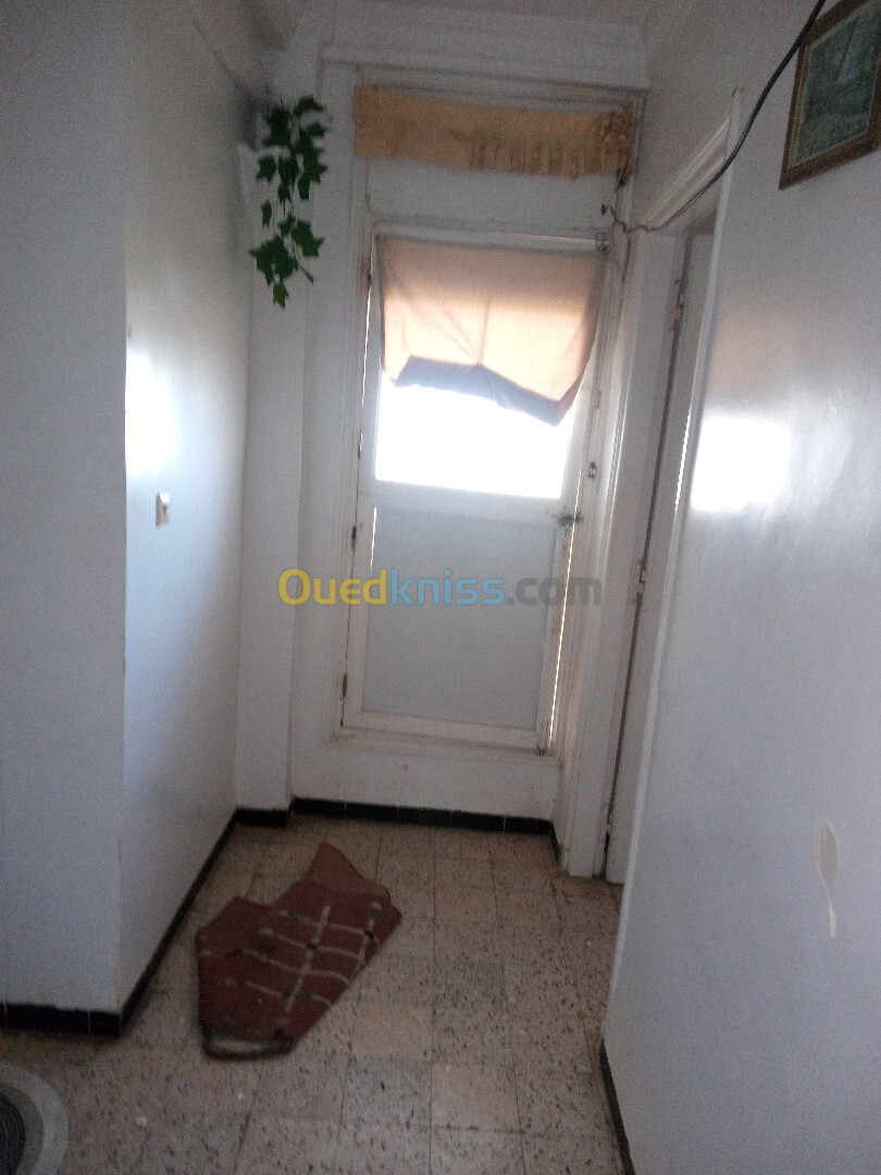 Location Appartement F5 Alger Zeralda