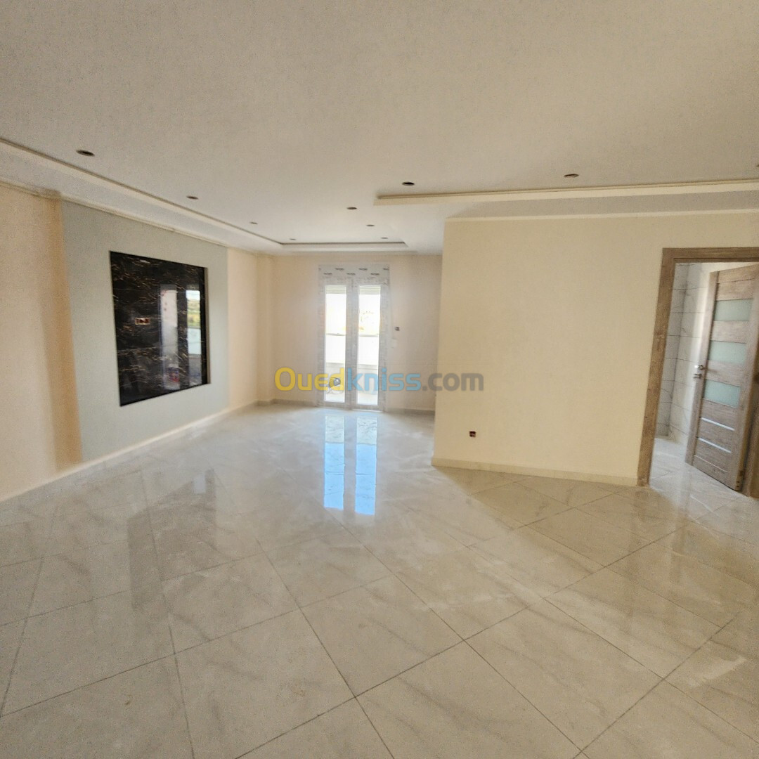 Vente Appartement F5 Alger Bordj el bahri