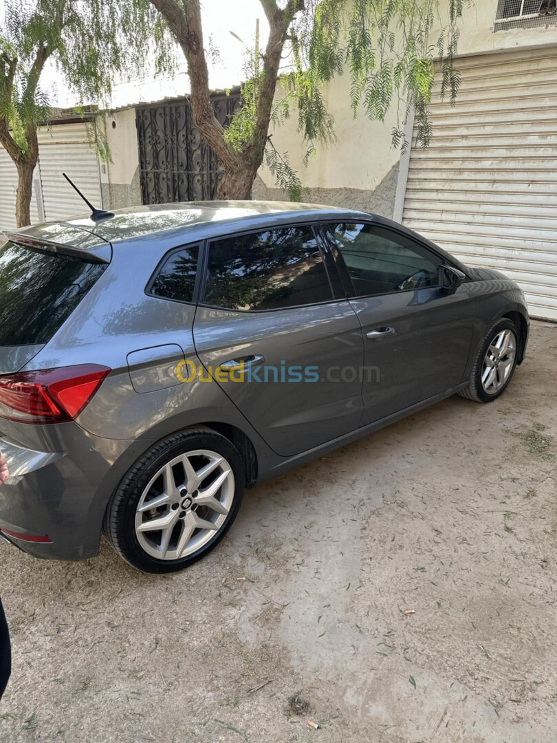 Seat Ibiza 2018 Black Line