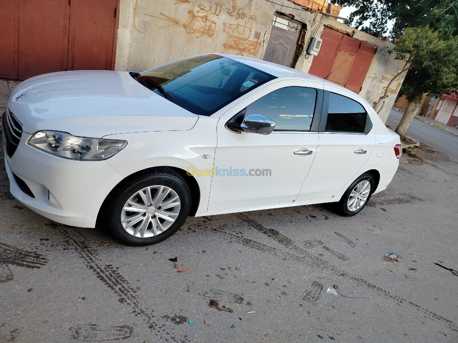 Peugeot 301 2013 Active