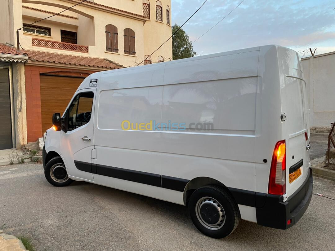 Renault Master 2021