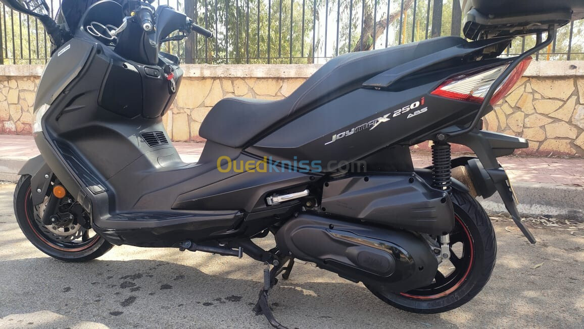 SYM SYM JOYMAX 250 2019