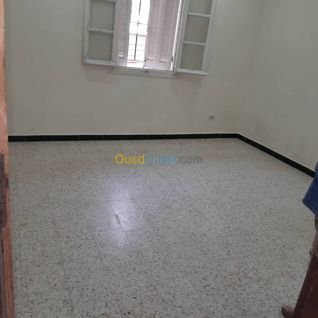 Location Appartement F2 Alger Khraissia