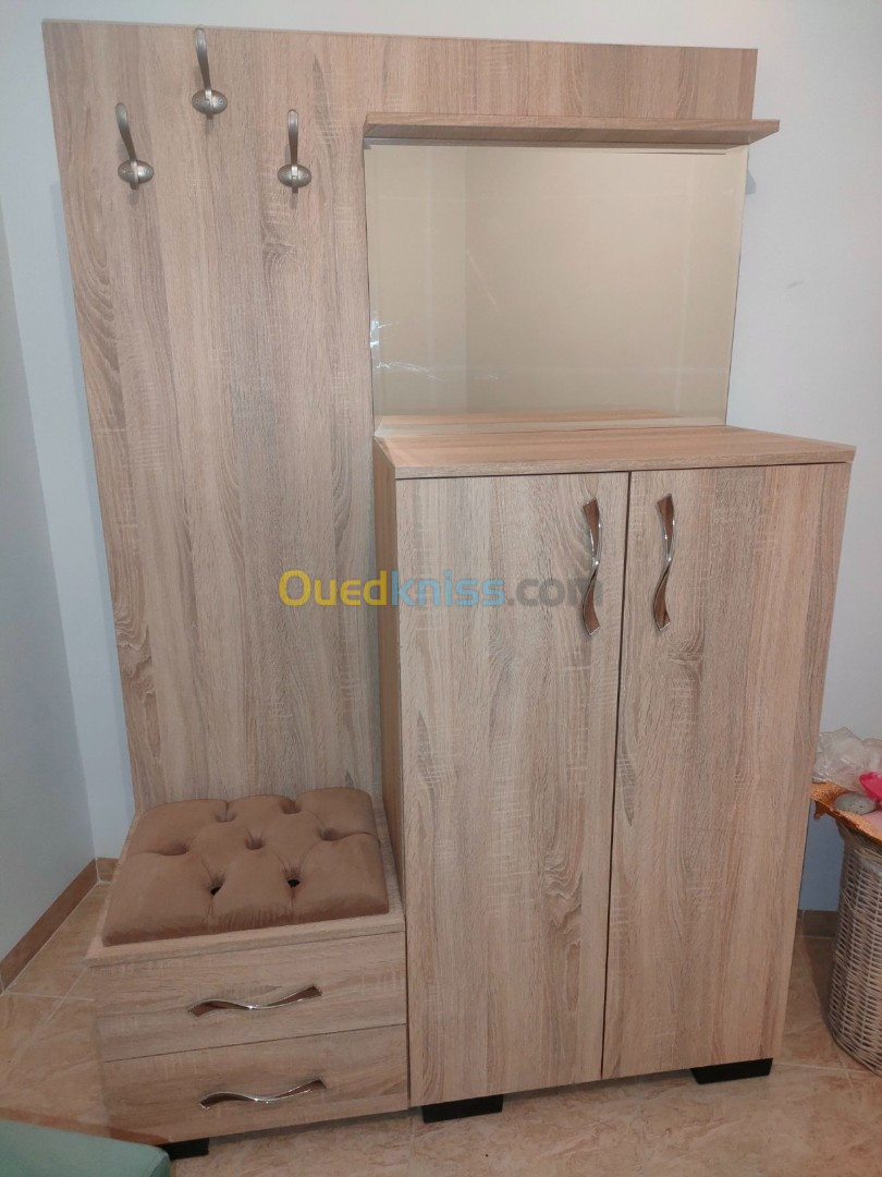 Armoire & commodes