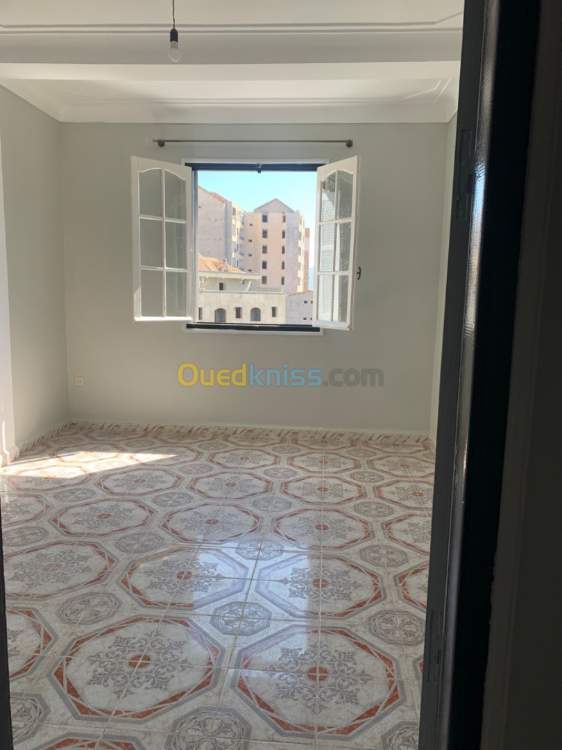 Location Niveau De Villa F4 Tizi ouzou Tizi ouzou