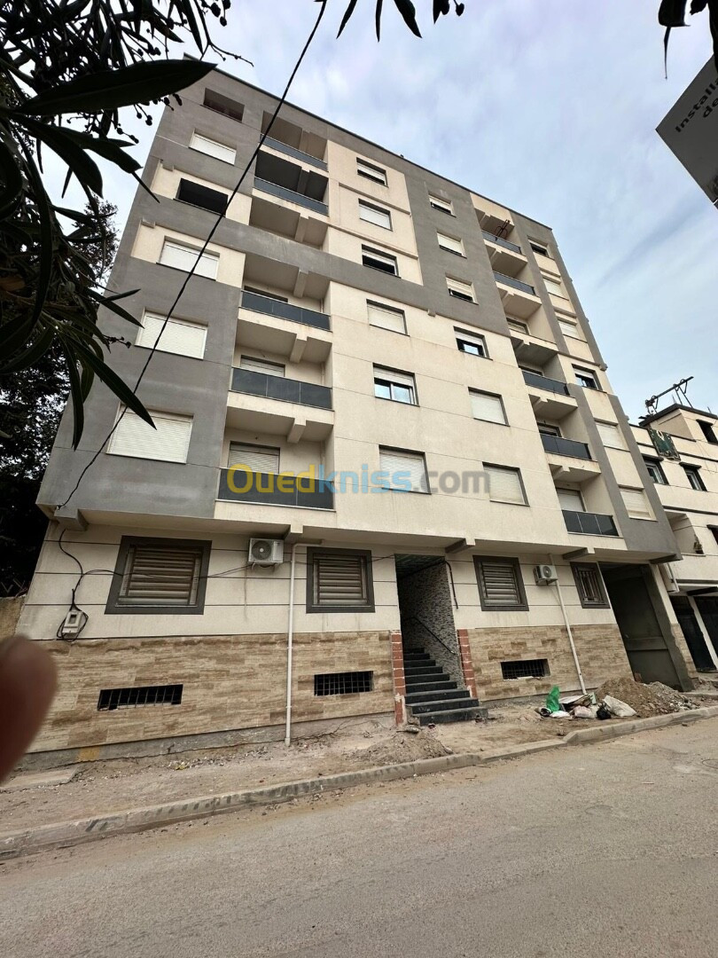 Vente Appartement F4 Alger Bordj el bahri