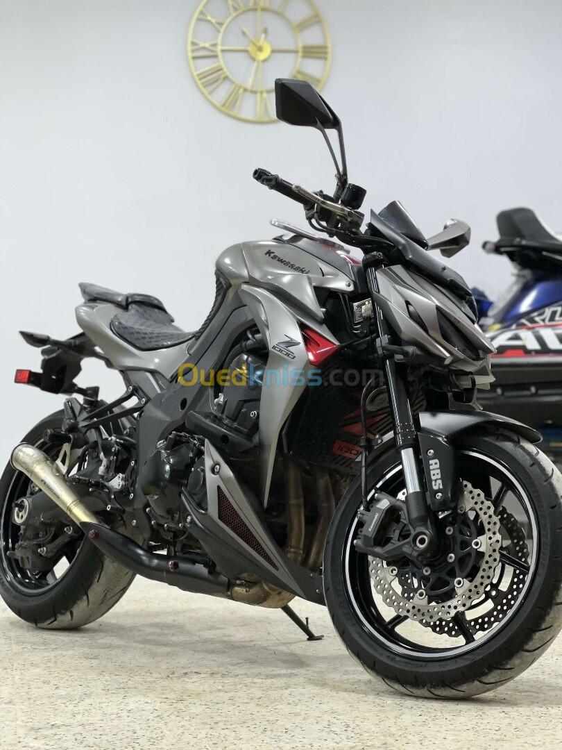 Kawasaki Z1000R 2019