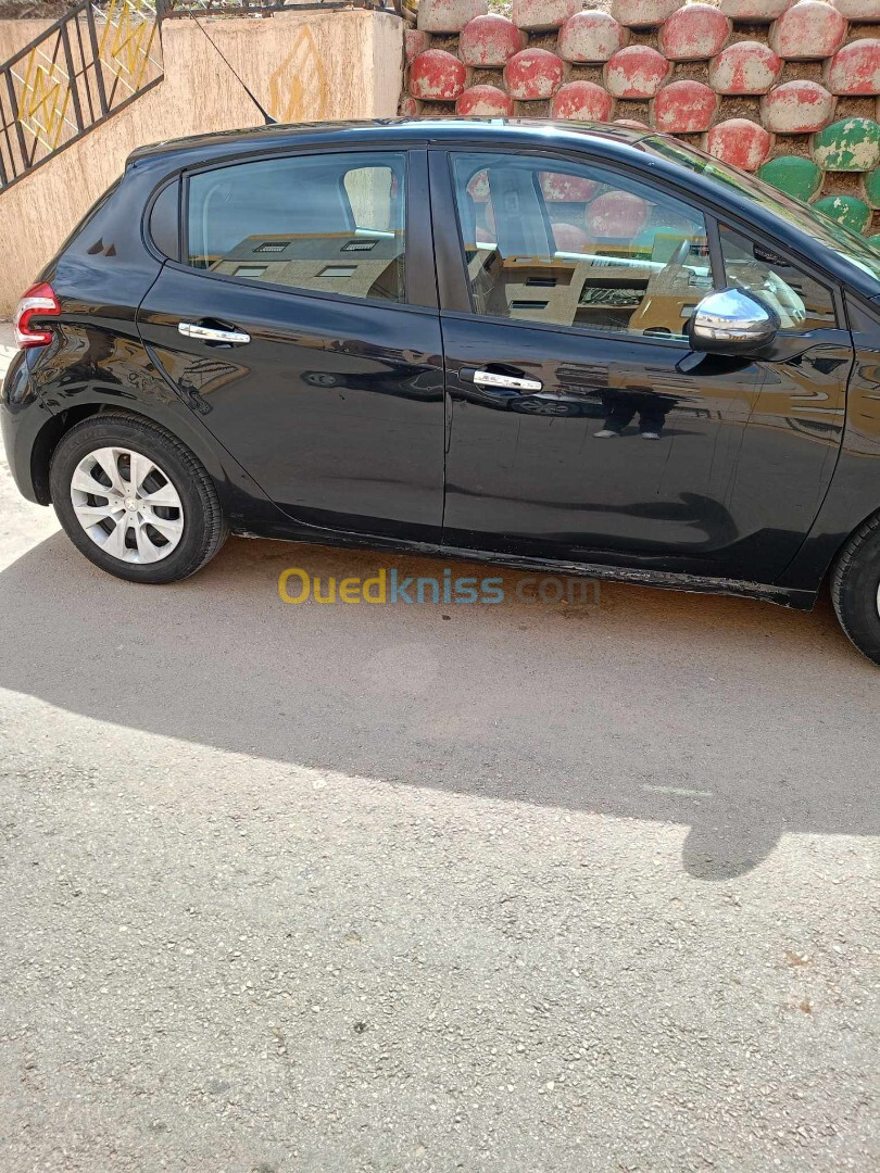 Peugeot 208 2014 208