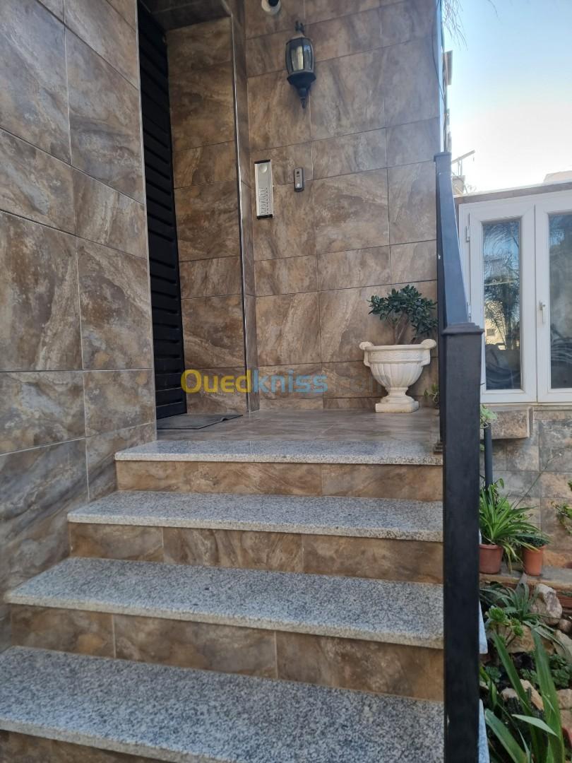 Location Appartement F4 Alger Draria