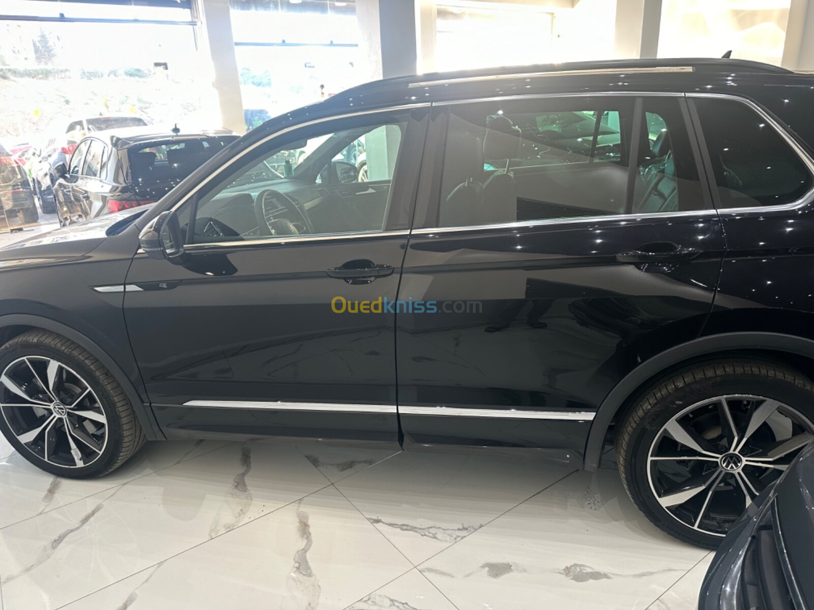 Volkswagen tiguan 2023 r line