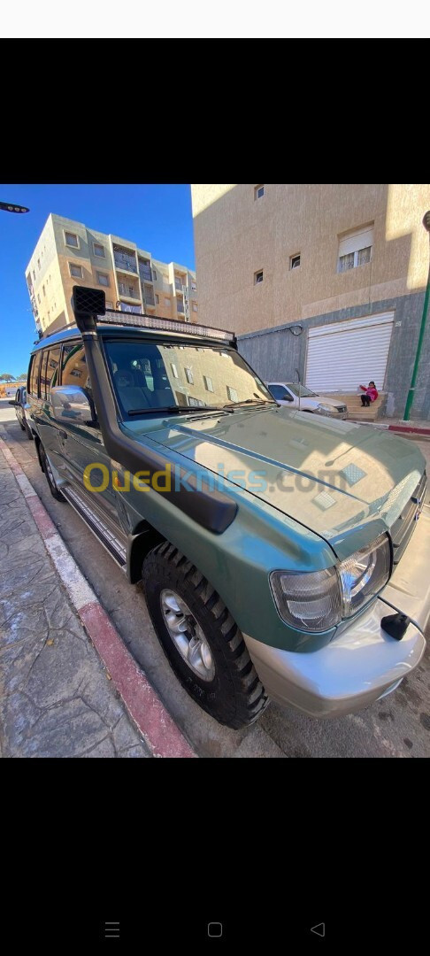 Mitsubishi Pajero Court 2000 Pajero Court