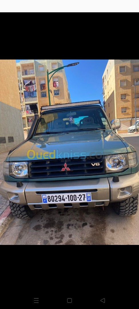 Mitsubishi Pajero Court 2000 Pajero langue