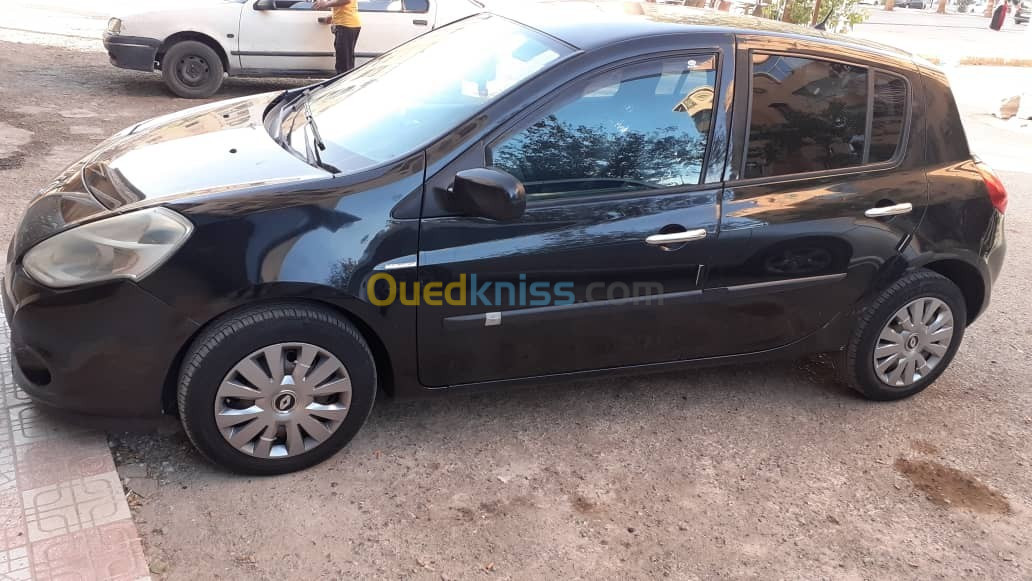 Renault Clio 3 2011 