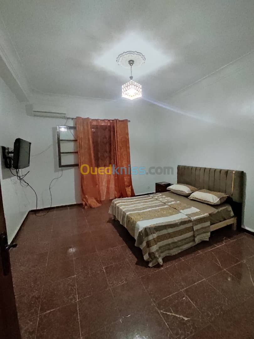 Location vacances Appartement F4 Mostaganem Mostaganem