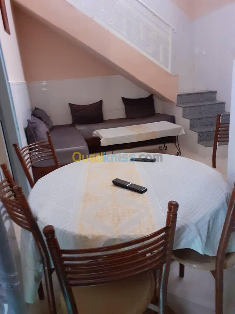 Location Appartement F4 Mostaganem Mostaganem