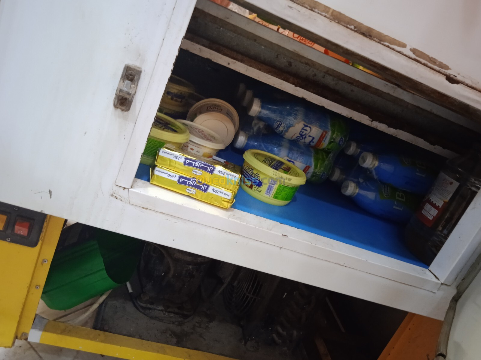 Frigo présentoir 