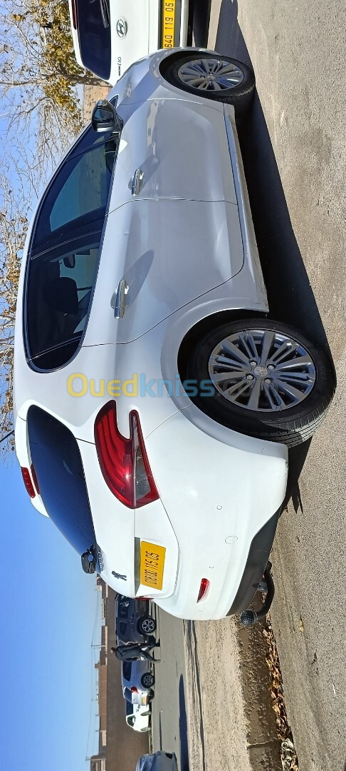 Peugeot 208 2015 Fice lift