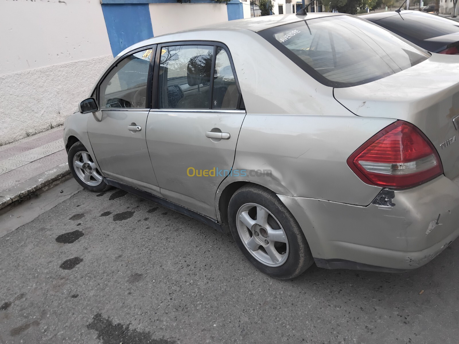 Nissan Tiida 4 portes 2008 Tiida 4 portes