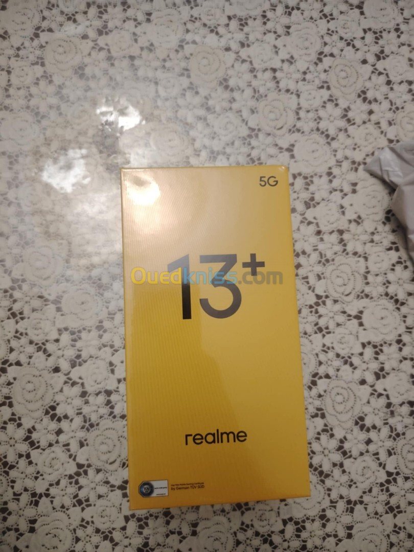 Realme Realme 13 plus