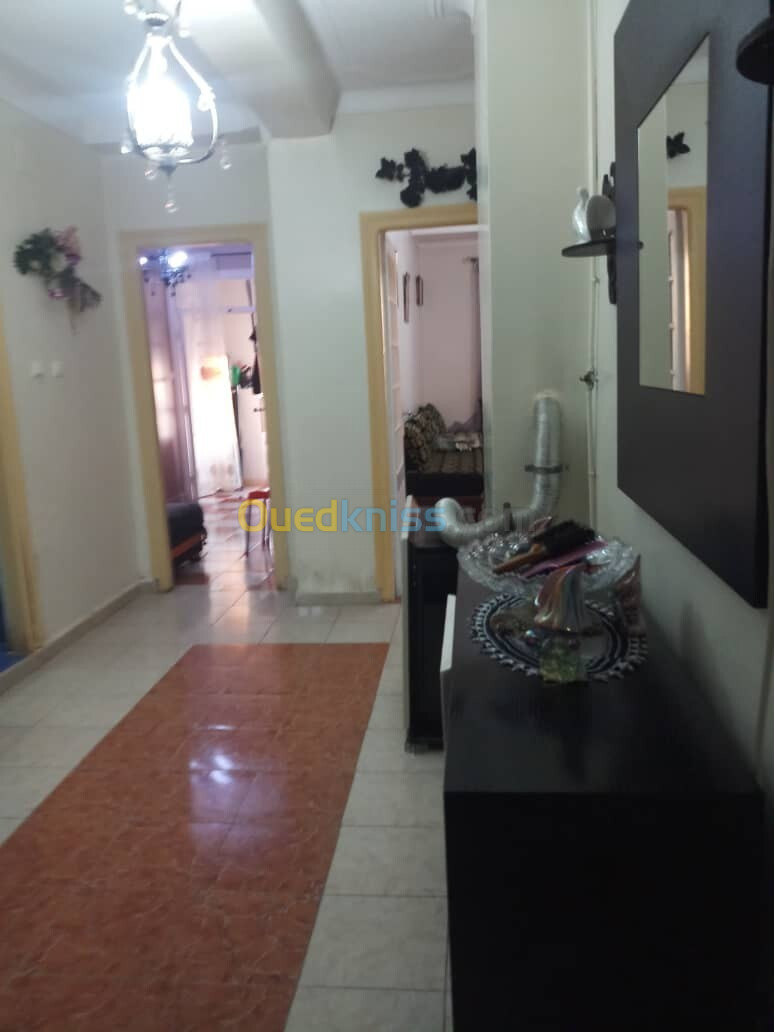 Vente Appartement F4 Mostaganem Mezghrane