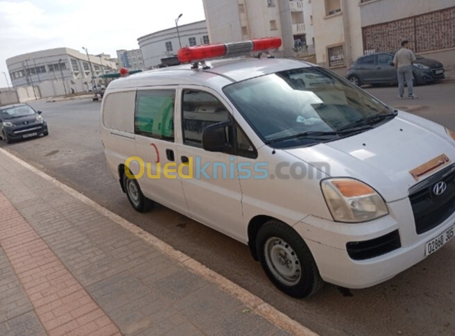 Hyundai H1 2005 سيارة اسعاف