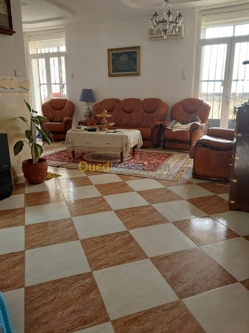 Echange Appartement F4 Alger Ain benian