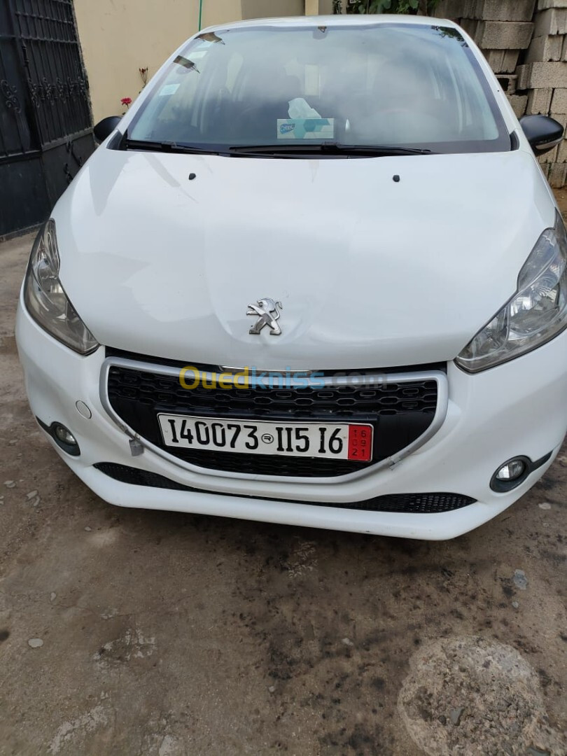 Peugeot 208 2015 Active Facelift