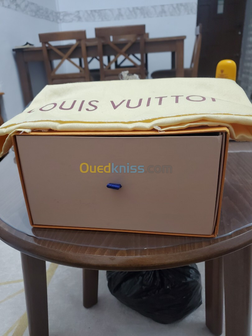 Boîte Louis vuitton