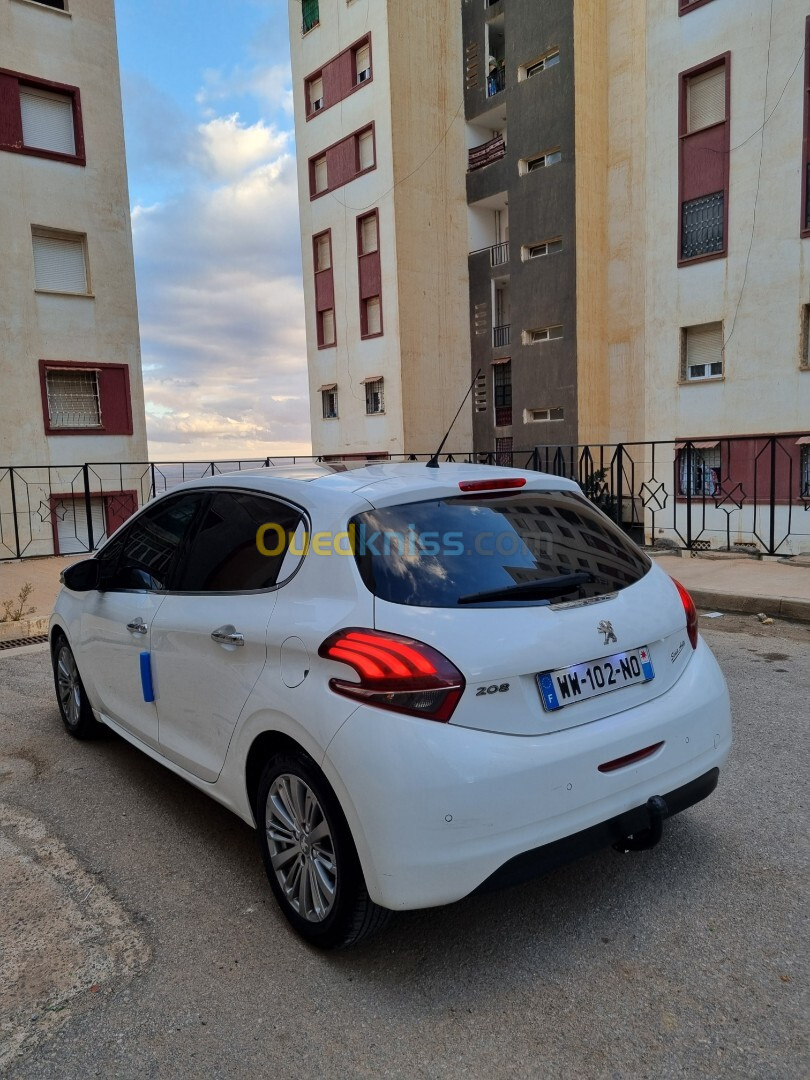 Peugeot 208 2016 Allure Facelift