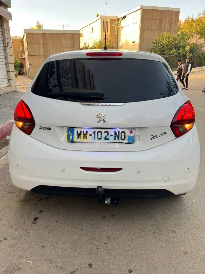 Peugeot 208 2016 Allure Facelift