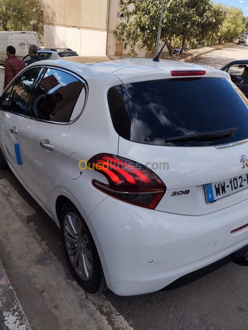 Peugeot 208 2016 Allure Facelift