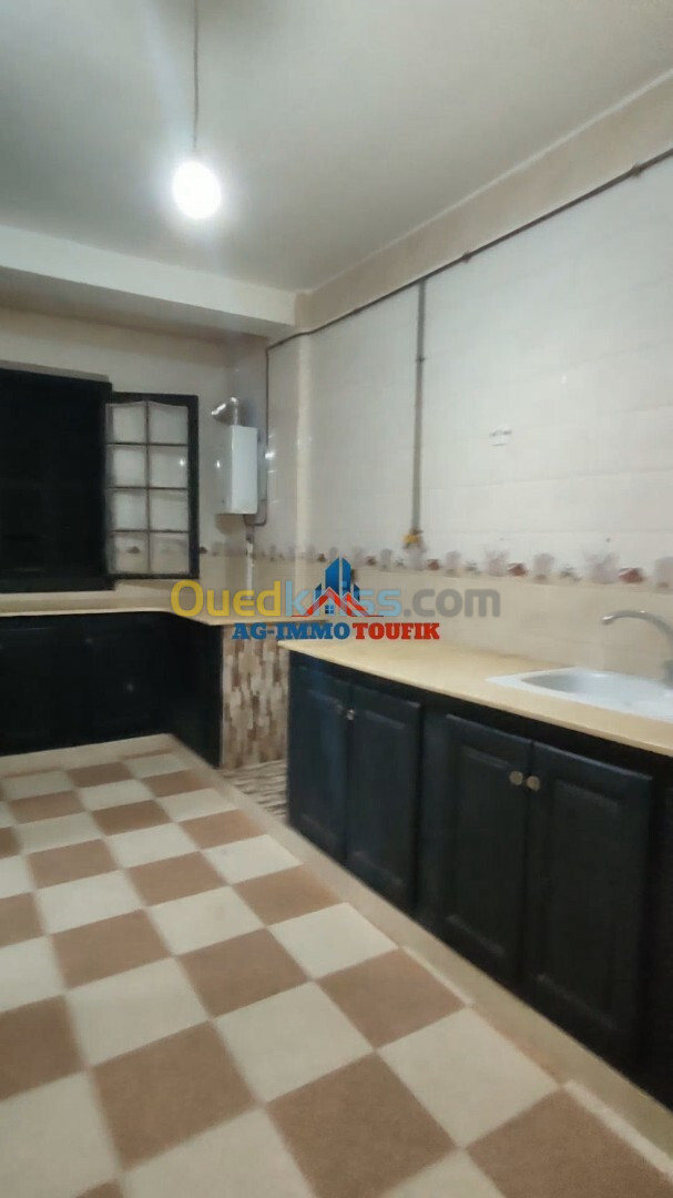 Location Appartement F3 Alger Birkhadem