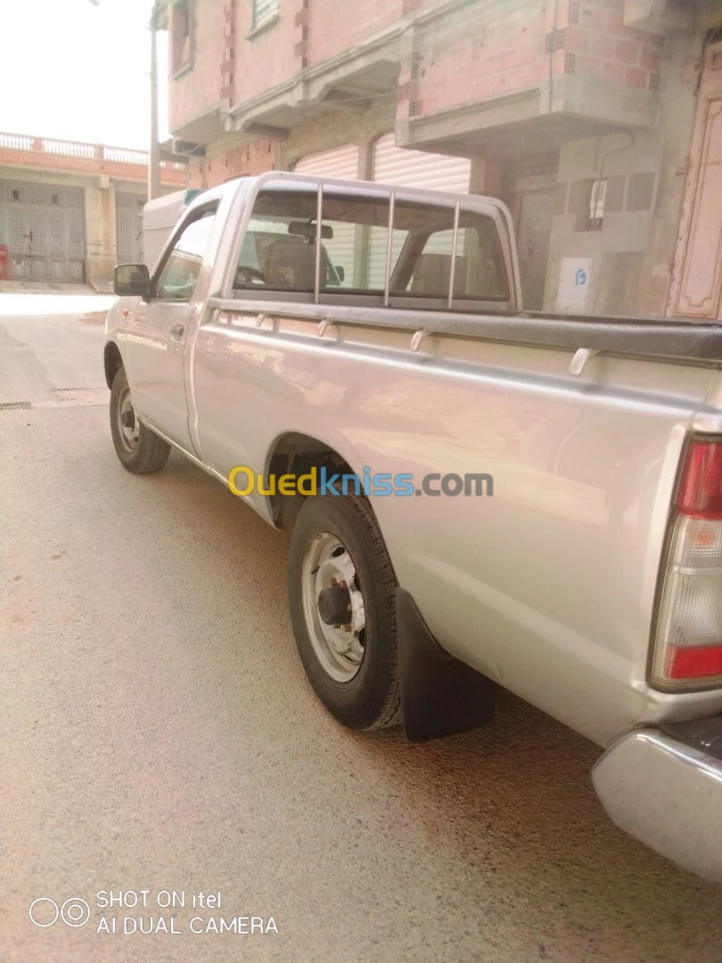 Nissan Pickup 2009 