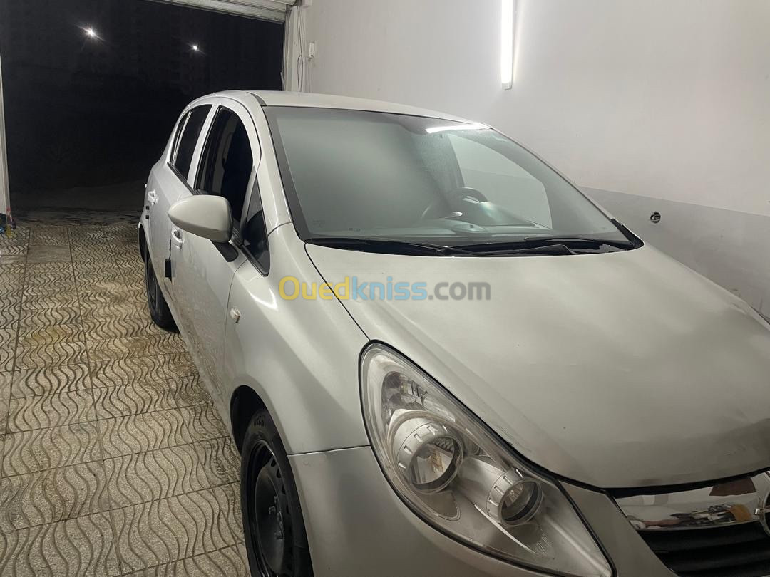 Opel Corsa 2010 Enjoy Pack