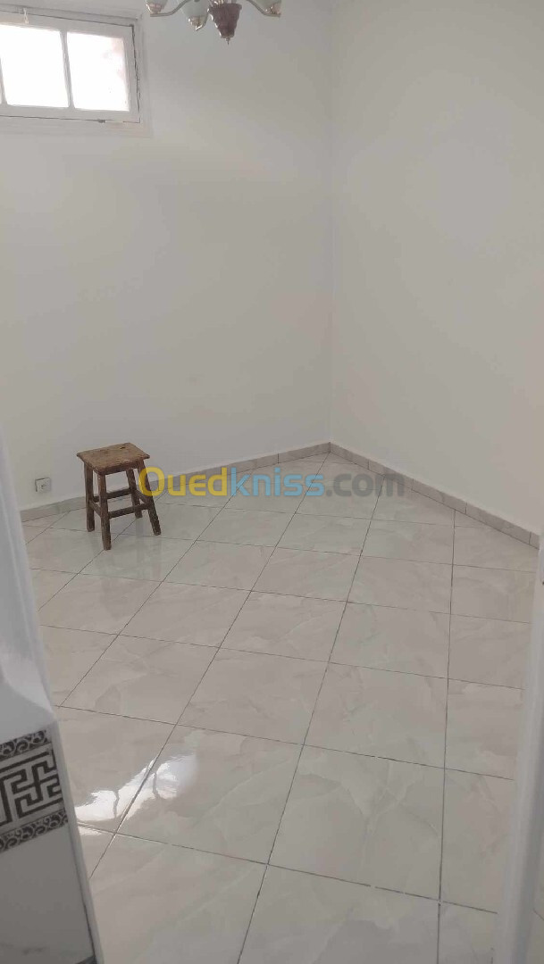 Location Niveau De Villa F3 Alger Zeralda