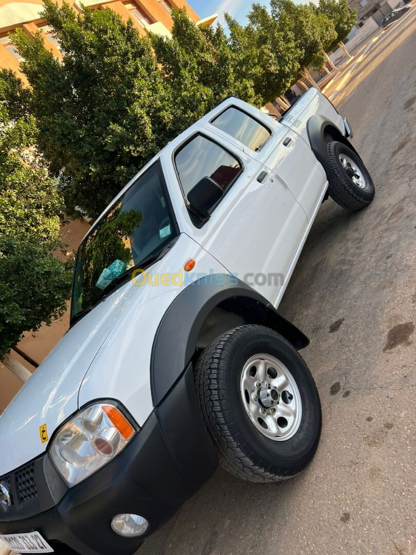 Nissan Pickup 2013 Pickup